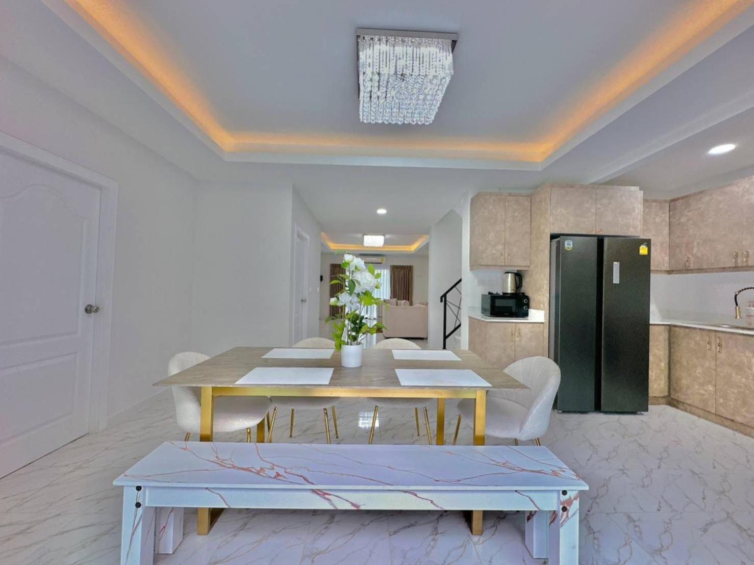 4Bedroom Pool Villa Near Walking St Bonk Pattaya Εξωτερικό φωτογραφία