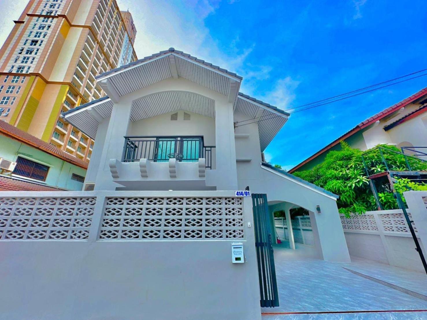 4Bedroom Pool Villa Near Walking St Bonk Pattaya Εξωτερικό φωτογραφία