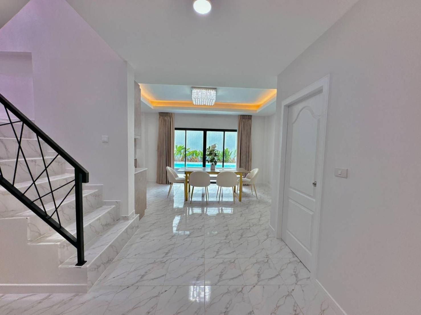 4Bedroom Pool Villa Near Walking St Bonk Pattaya Εξωτερικό φωτογραφία