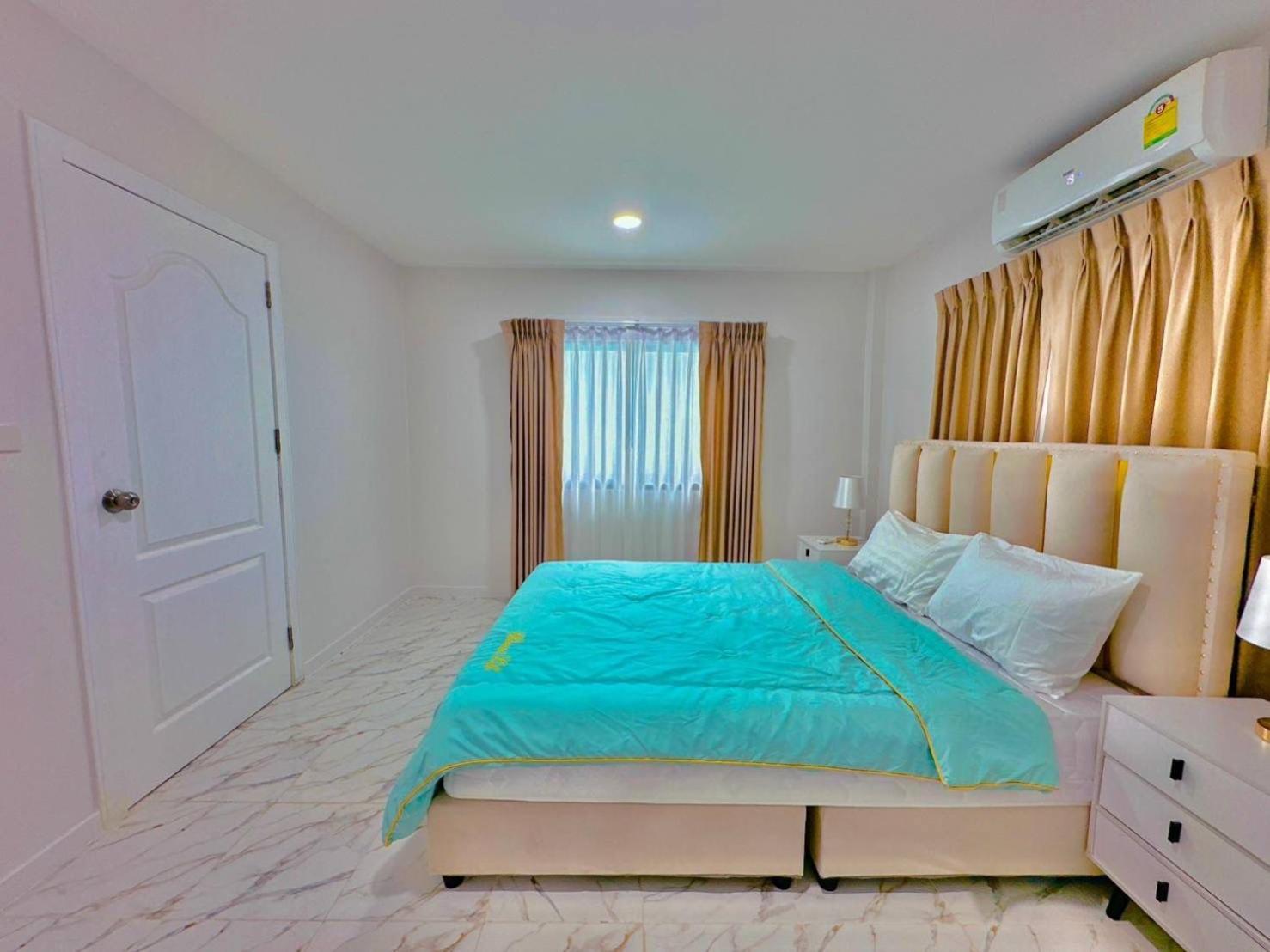 4Bedroom Pool Villa Near Walking St Bonk Pattaya Εξωτερικό φωτογραφία