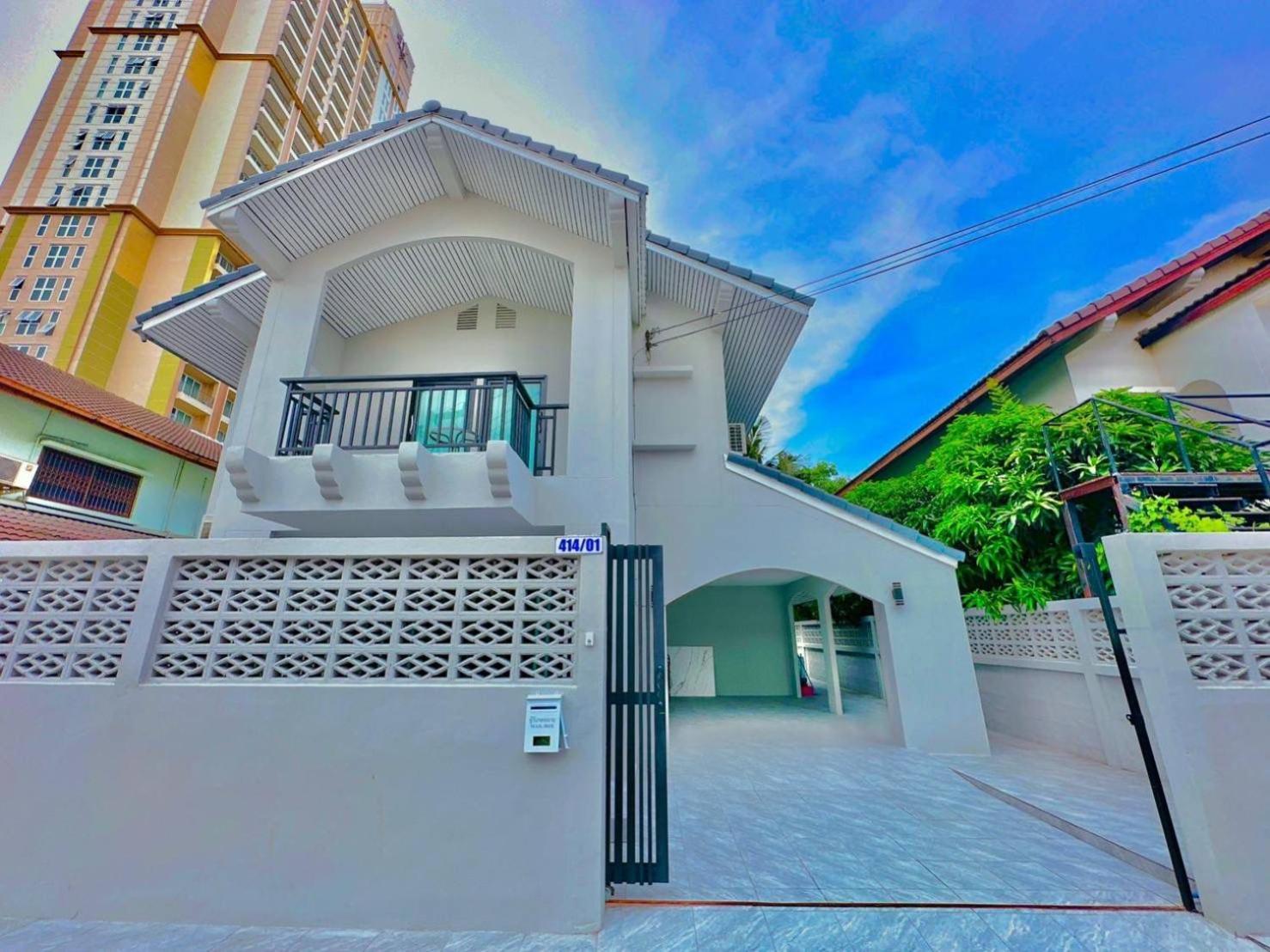 4Bedroom Pool Villa Near Walking St Bonk Pattaya Εξωτερικό φωτογραφία
